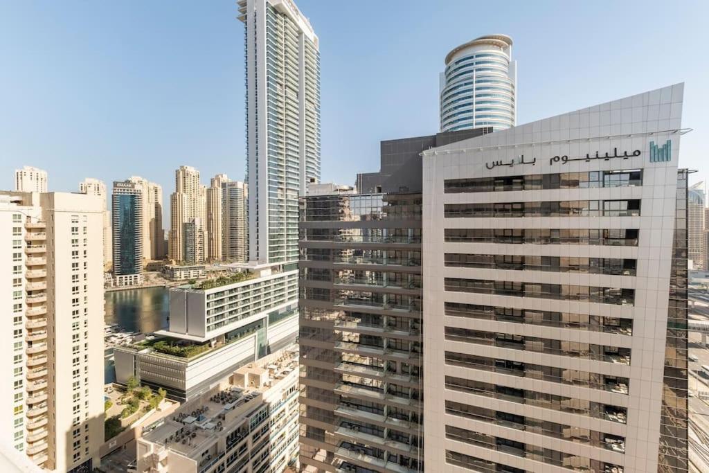 Near & Metro Dubaï